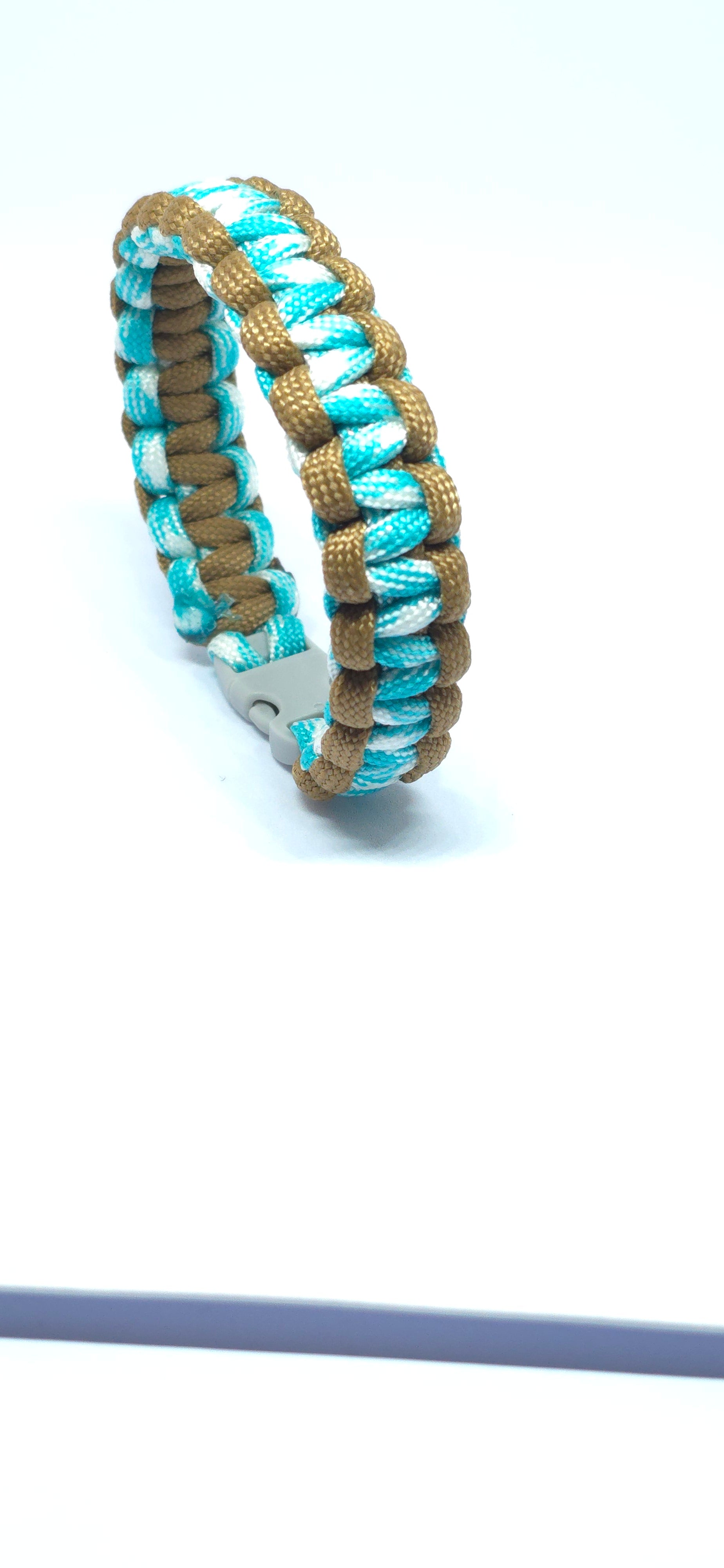 Paracord Cobra Style Bracelet