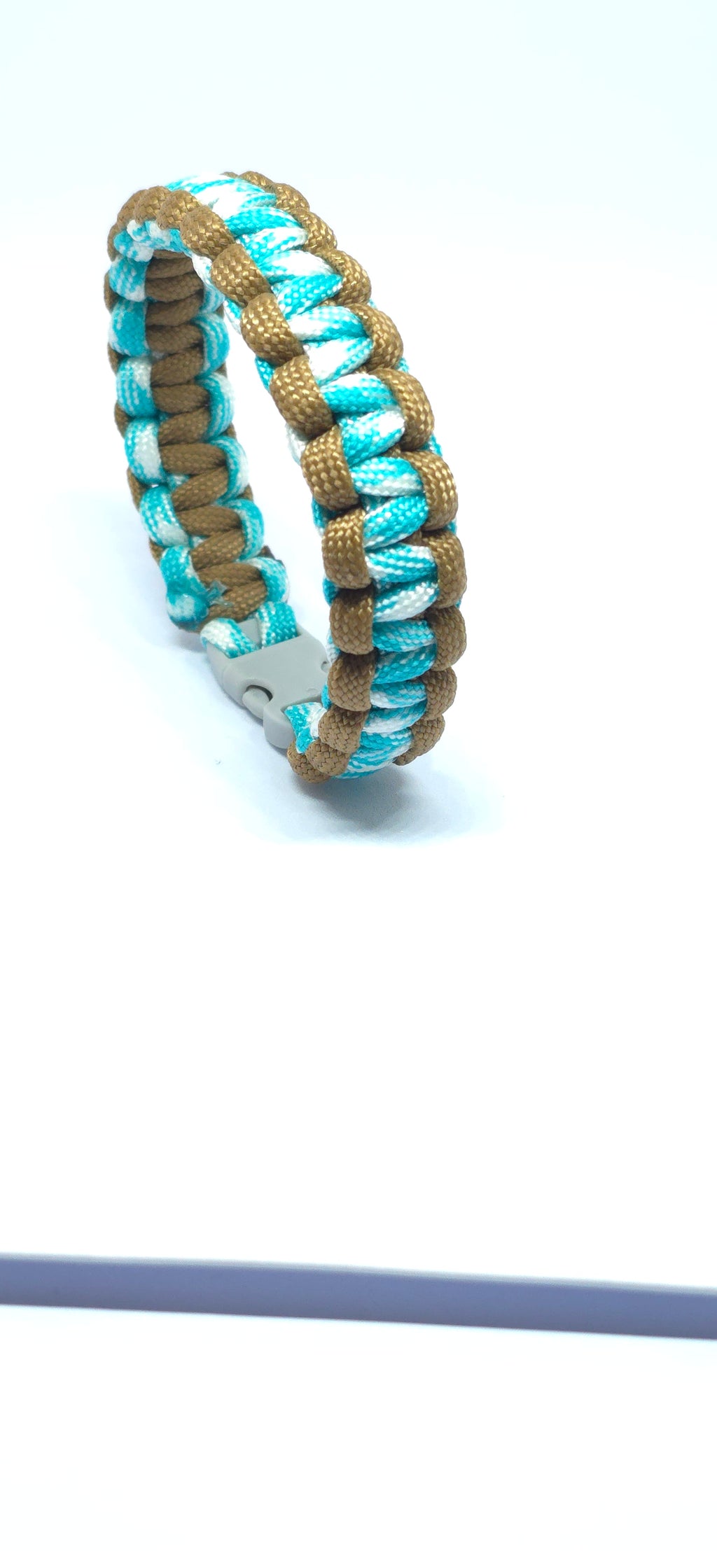 Paracord Cobra Style Bracelet